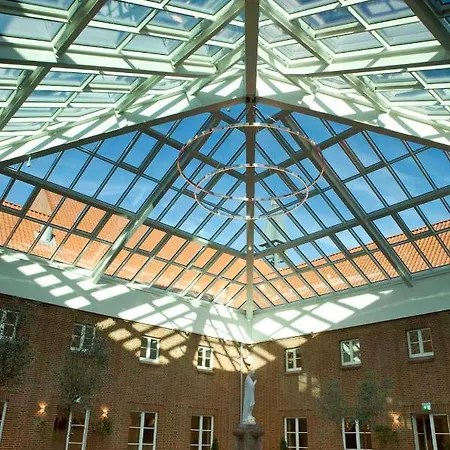 Hotel Sostrup Slot *