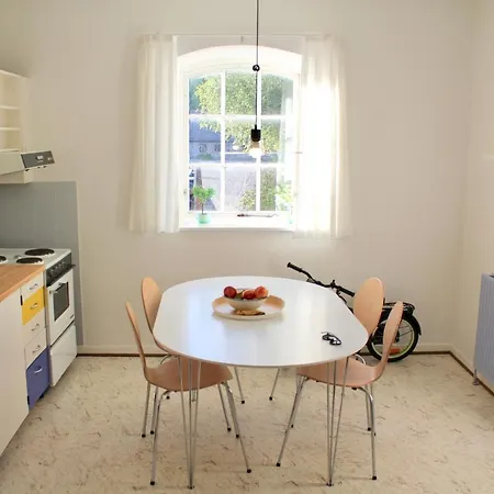 Sostrup Slot Gjerrild