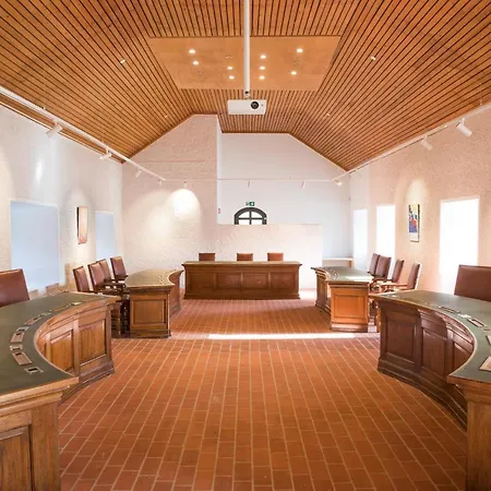 Hotel Sostrup Slot *